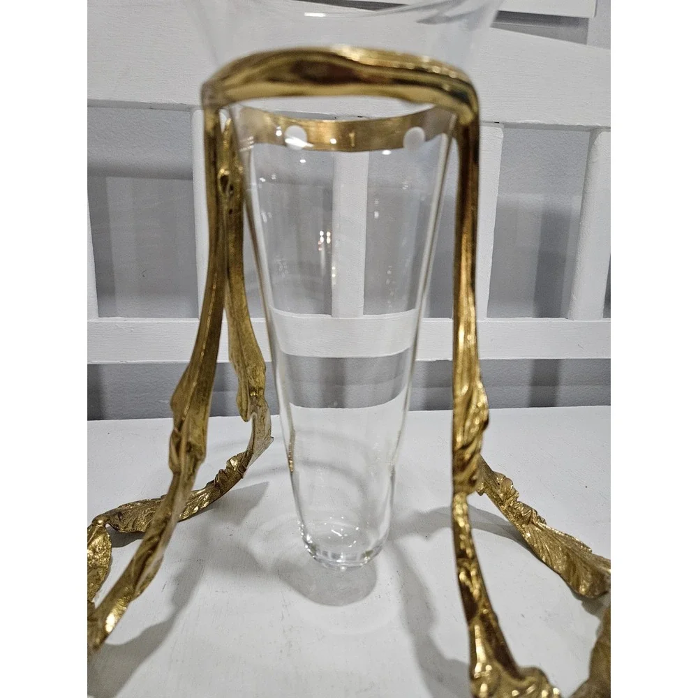 Vtg Bombay Co. Floating Glass Vase w/Ornate Gold Leaf Metal Stand 11